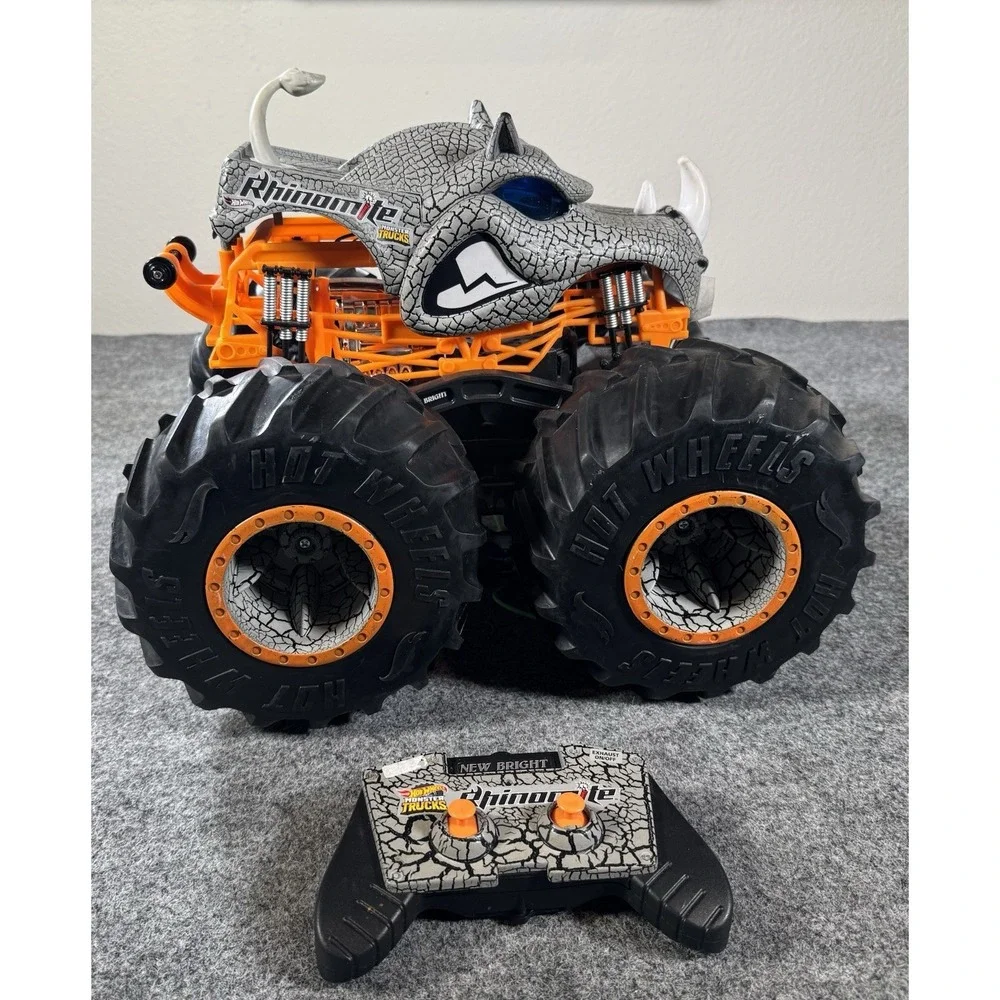Hot Wheels RhinoMite RC Monster Truck New Bright Remote Control Tested w/ Nitro